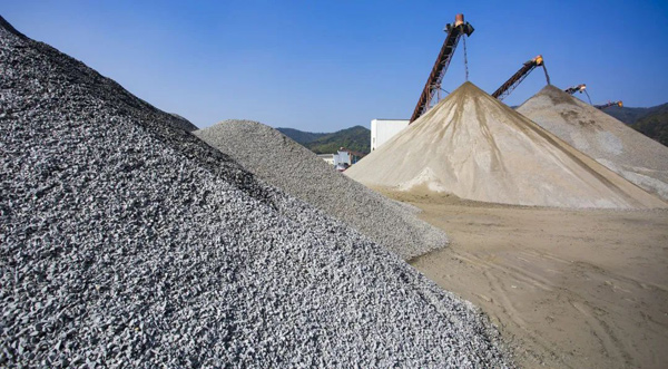 投資一家制砂廠能賺錢(qián)嗎？什么樣的制砂機(jī)生產(chǎn)效率高？