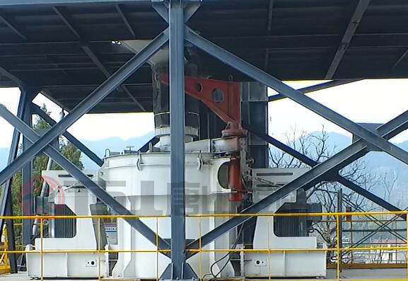 生產(chǎn)機(jī)制砂用什么設(shè)備比較好？推薦制砂選粉一體機(jī)